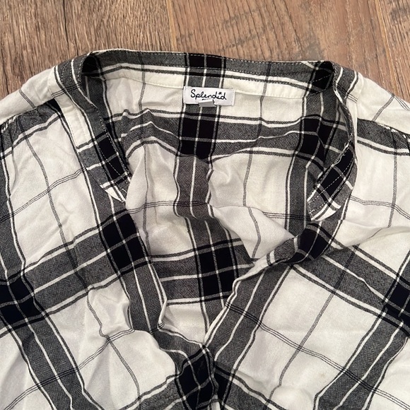 SPLENDID Woman’s Black and White Flannel Size Small - Picture 2 of 6